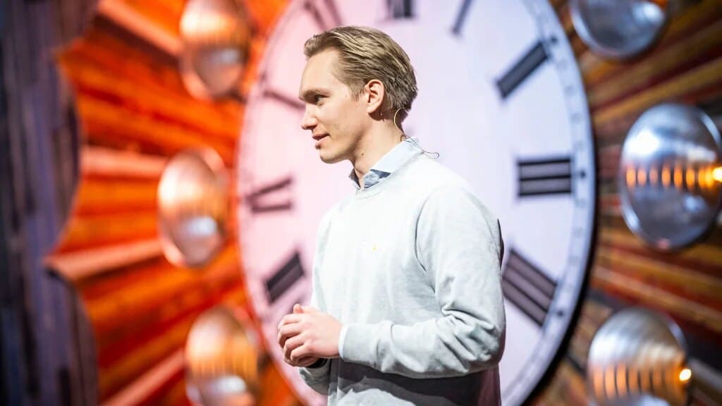 William Bergh presenting at the SET Tech Festival 2024 in Berlin